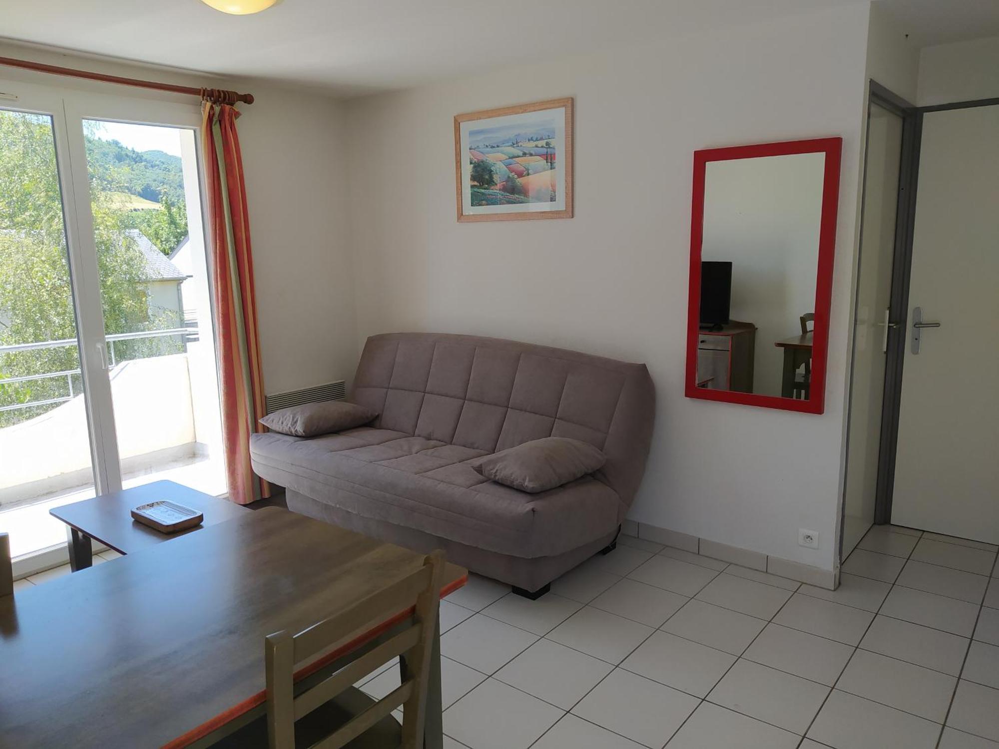 Goelia34 Apartment Saint-Geniez-dʼOlt Екстериор снимка